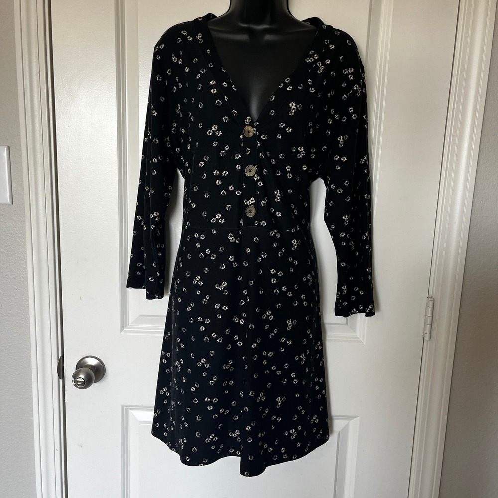 Womens Arizona XXL Black Floral V-Neck Long Sleeve Dress - Picture 2 of 8